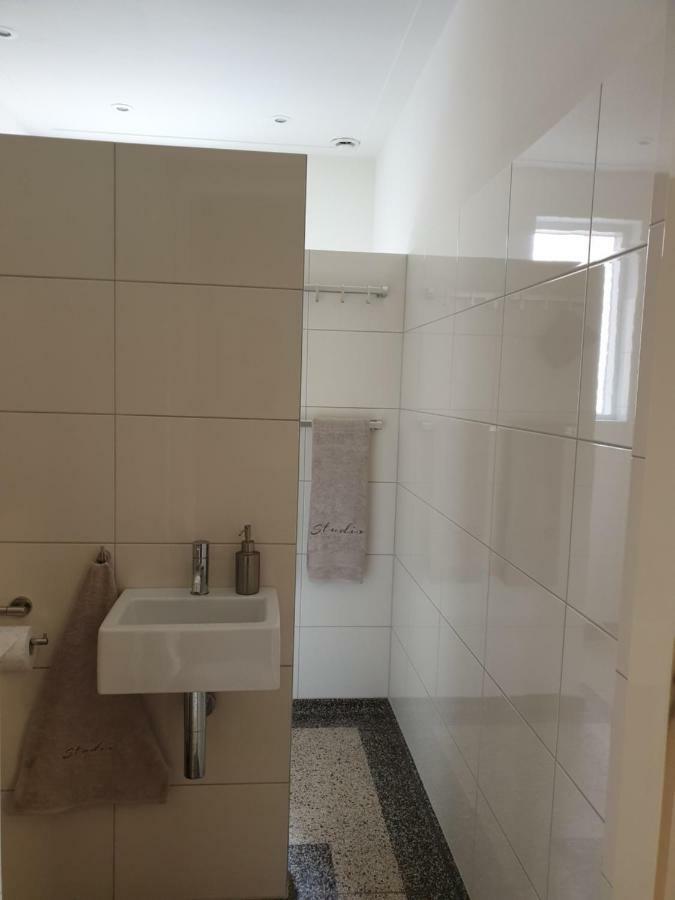 Studio In Stijl Апелдорн Экстерьер фото